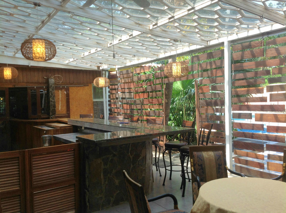 Hotel Restaurante Cesar Managua Exterior photo
